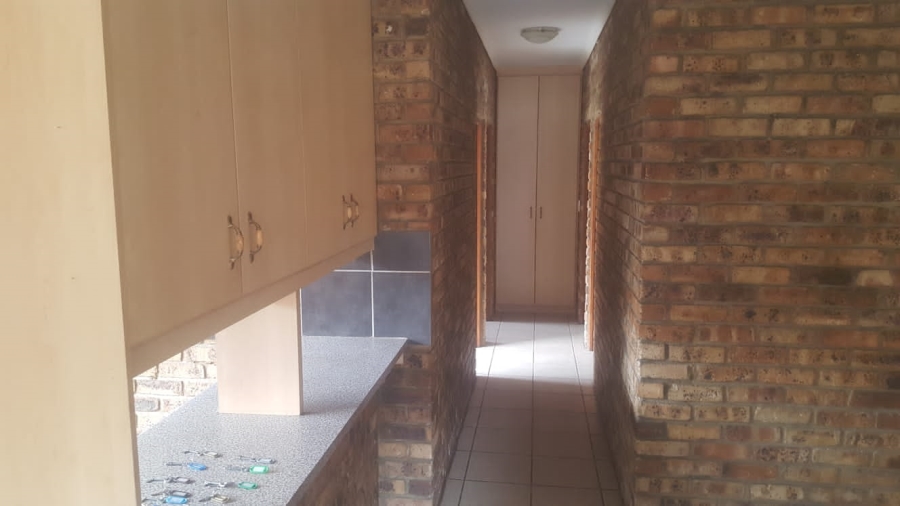 18 Bedroom Property for Sale in Oudorp North West